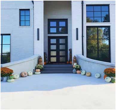 Does Your Front Door Require a Transom