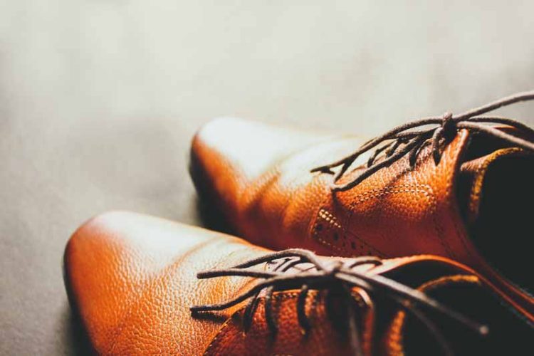 mirror shine on shoes