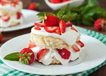 Strawberry Cakes