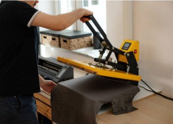 Everyone should know how to set up a heat press machine